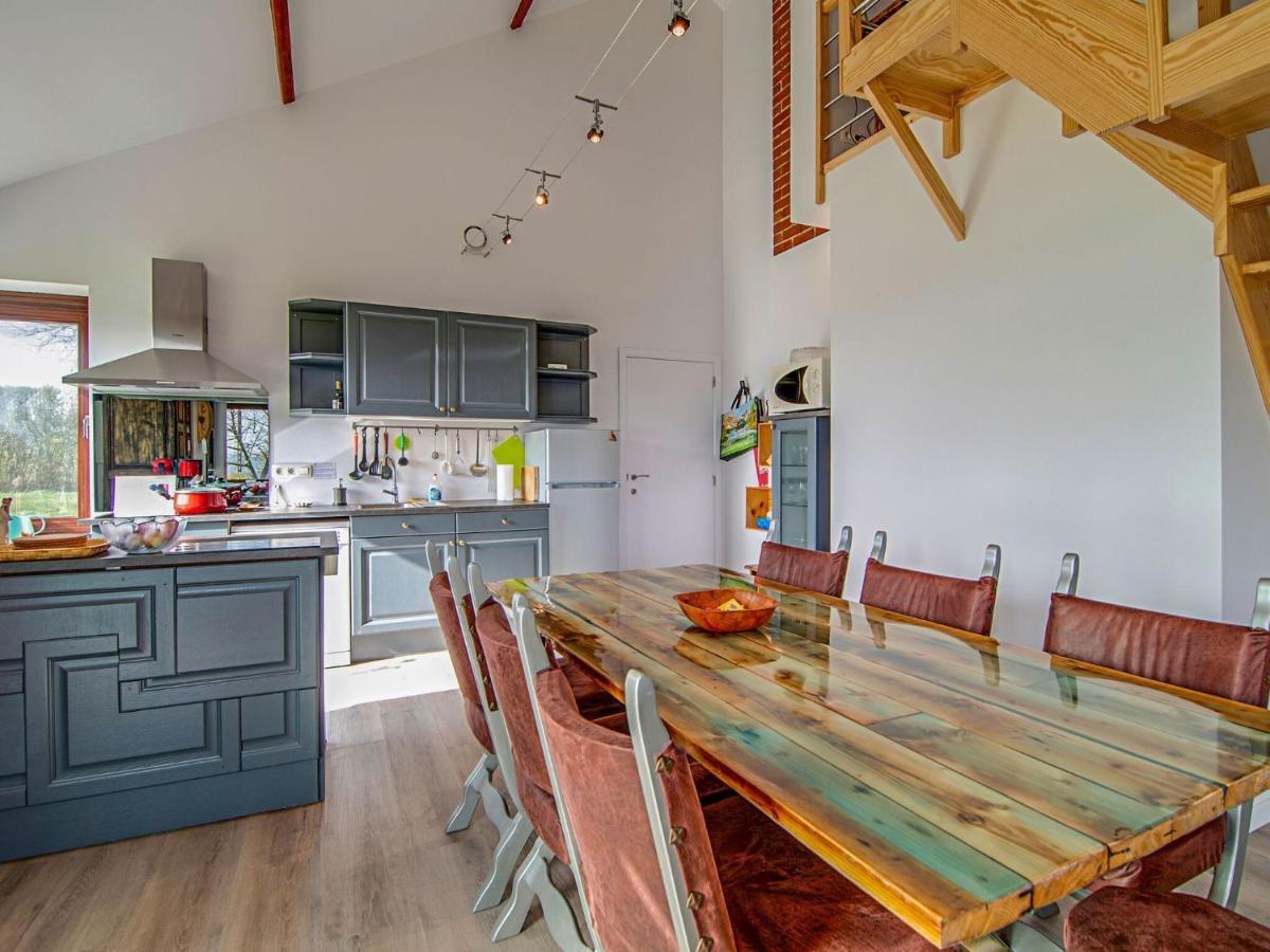 Beautiful And Spacious Holiday Home With P Tanque Court And Countryside Views Somme-Leuze Exterior foto
