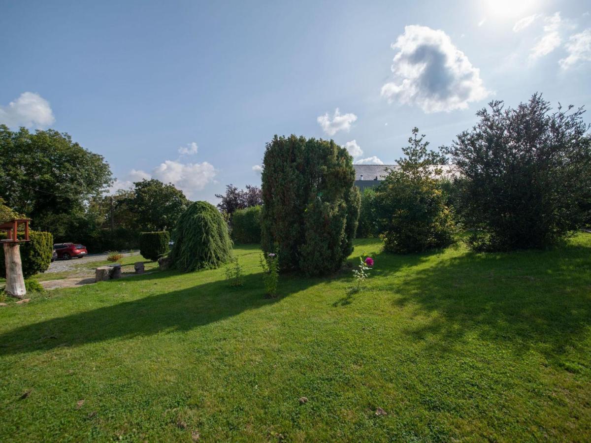 Beautiful And Spacious Holiday Home With P Tanque Court And Countryside Views Somme-Leuze Exterior foto
