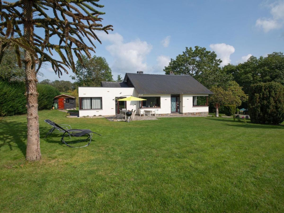 Beautiful And Spacious Holiday Home With P Tanque Court And Countryside Views Somme-Leuze Exterior foto